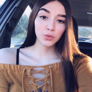 Meet your Posher, Briony